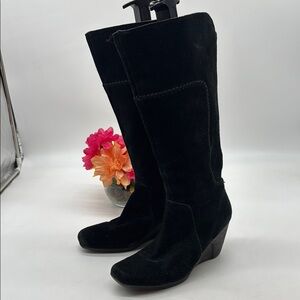 Naturalizer Black Suede Heeled Boots Size 8.5 TB8998E